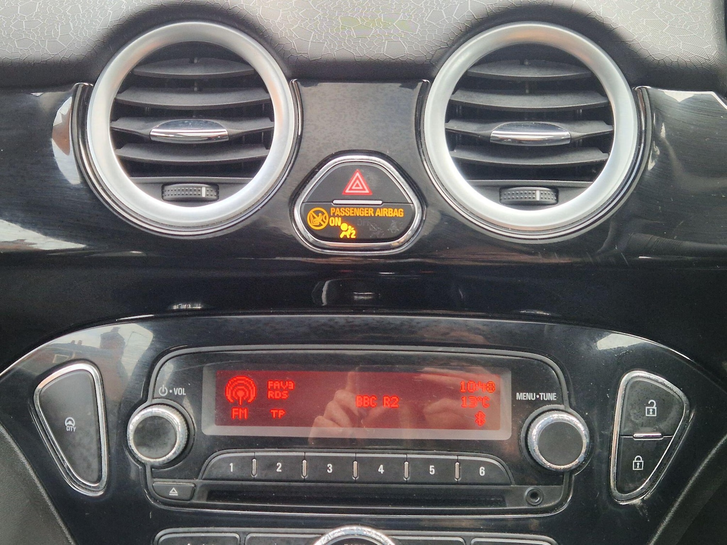 Used Vauxhall ADAM 2015 for sale - 77658550: Photo 39