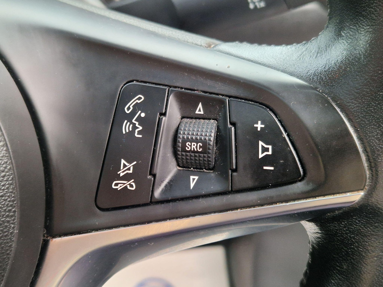 Used Vauxhall ADAM 2015 for sale - 77658550: Photo 45