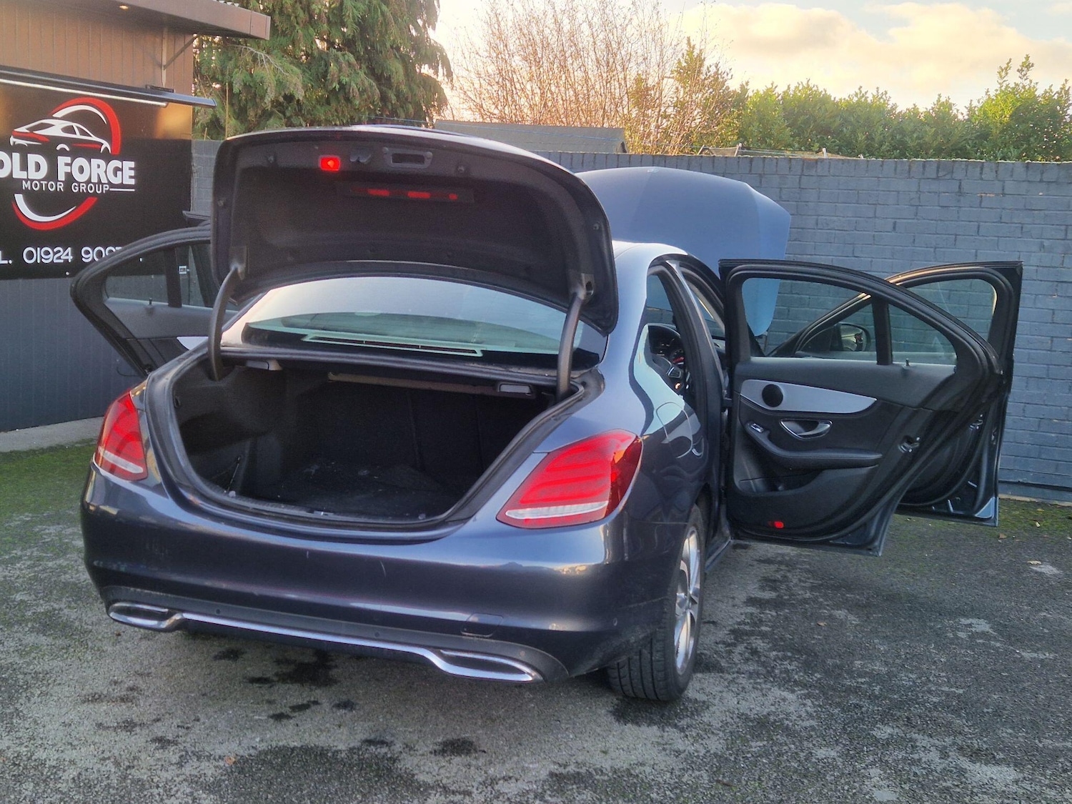 Used Mercedes-Benz C Class 2015 for sale - 77015480: Photo 21