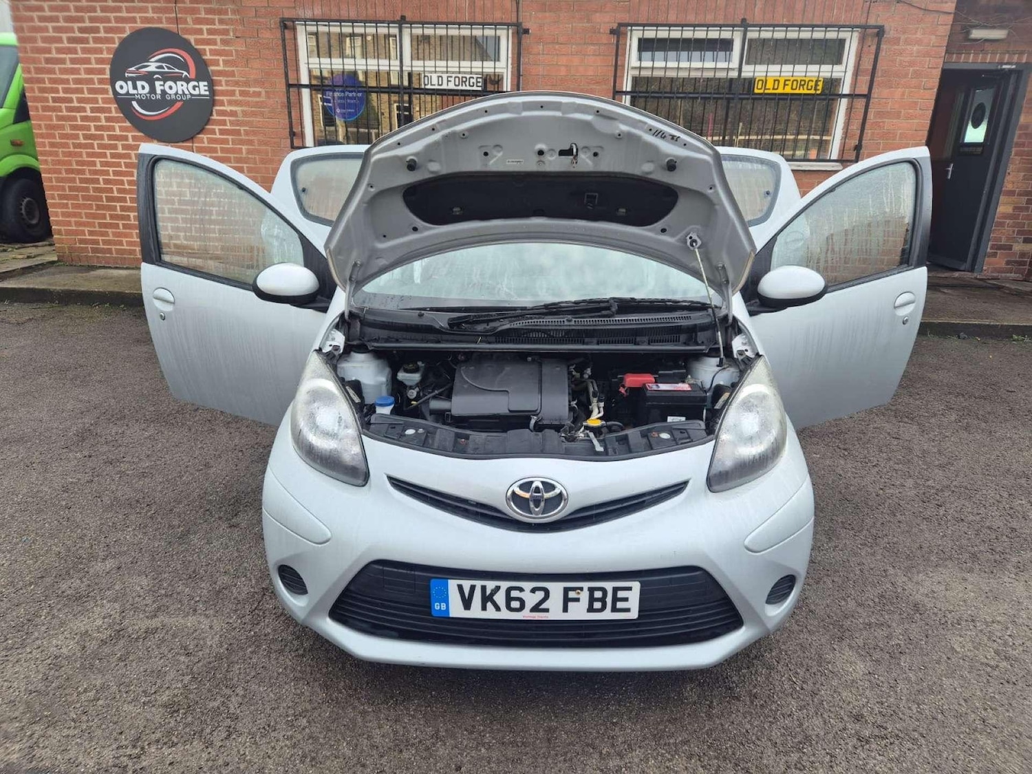 Used Toyota AYGO 2012 for sale - 77924922: Photo 12