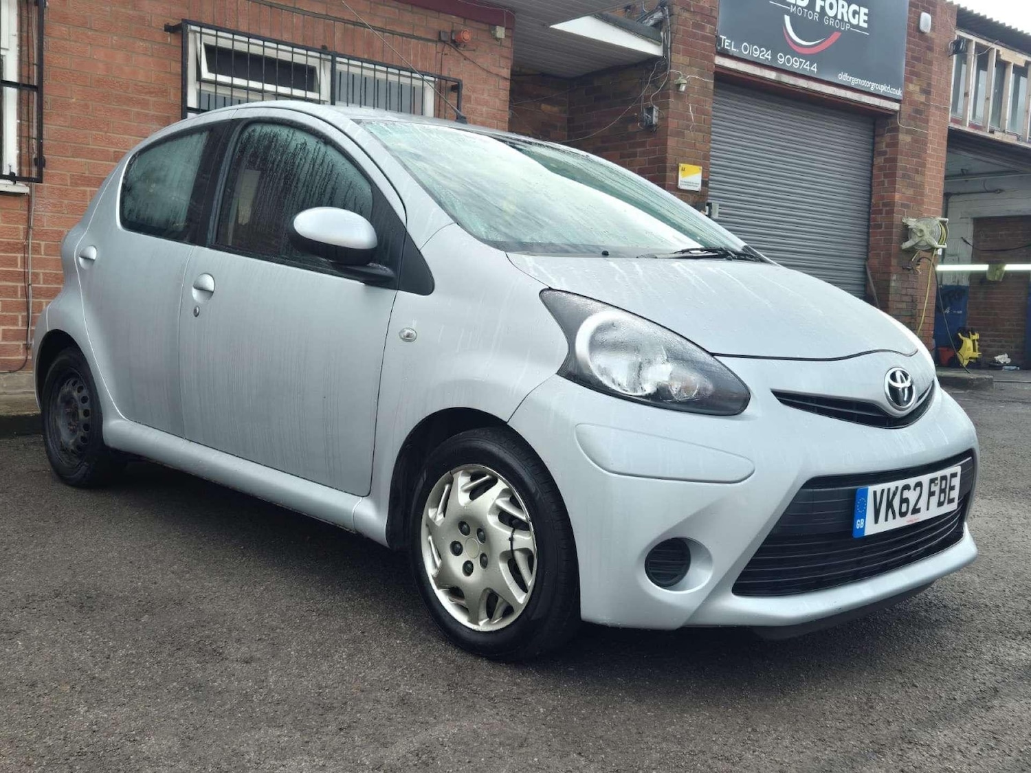 Used Toyota AYGO 2012 for sale - 77924922: Photo 15