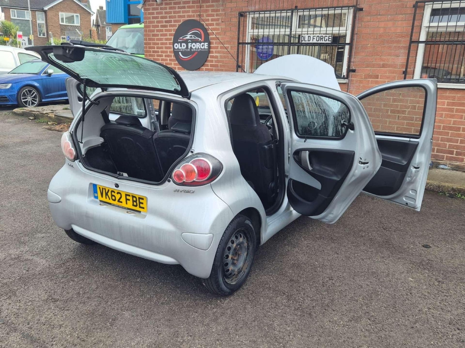 Used Toyota AYGO 2012 for sale - 77924922: Photo 20