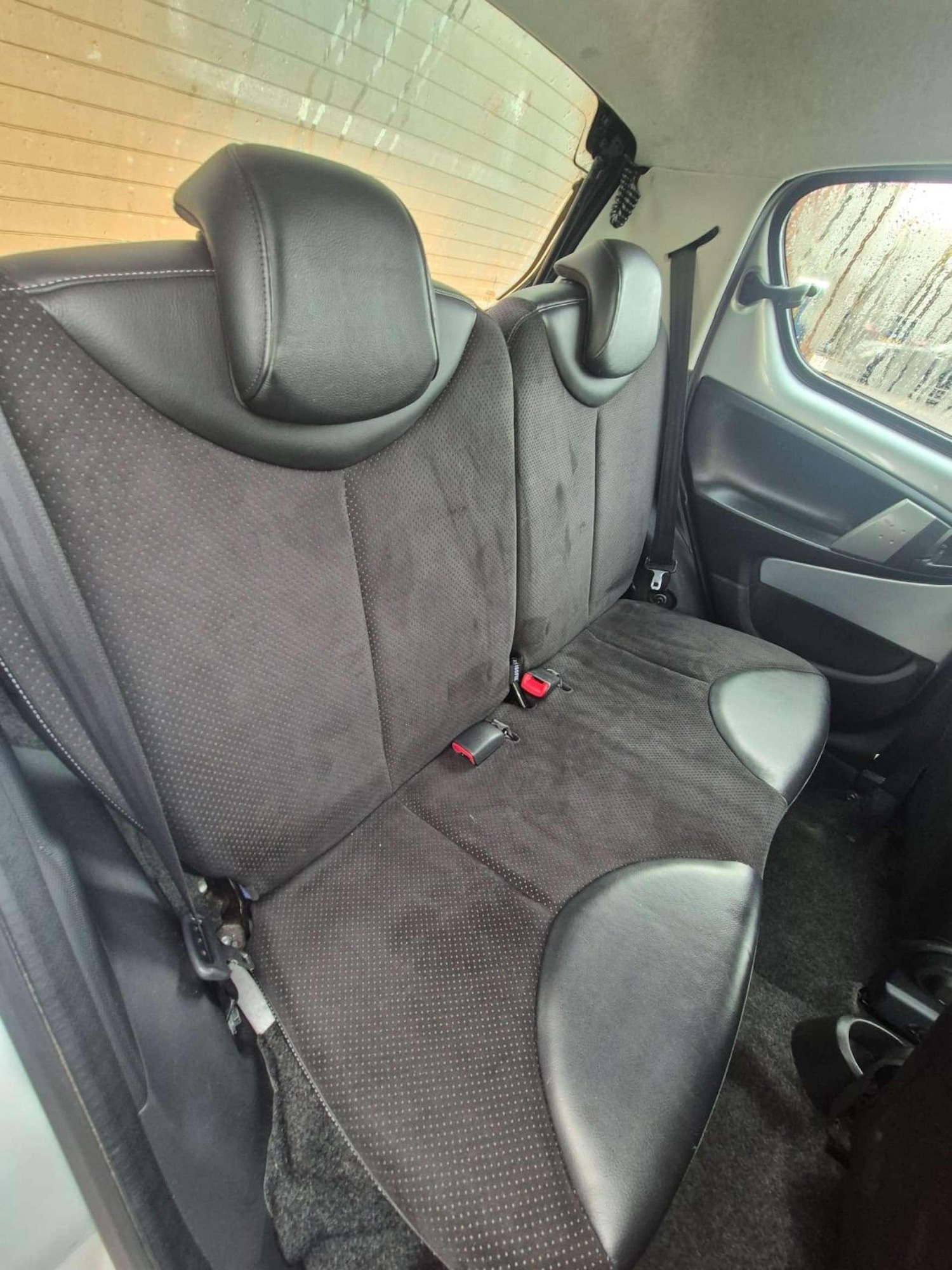 Used Toyota AYGO 2012 for sale - 77924922: Photo 28