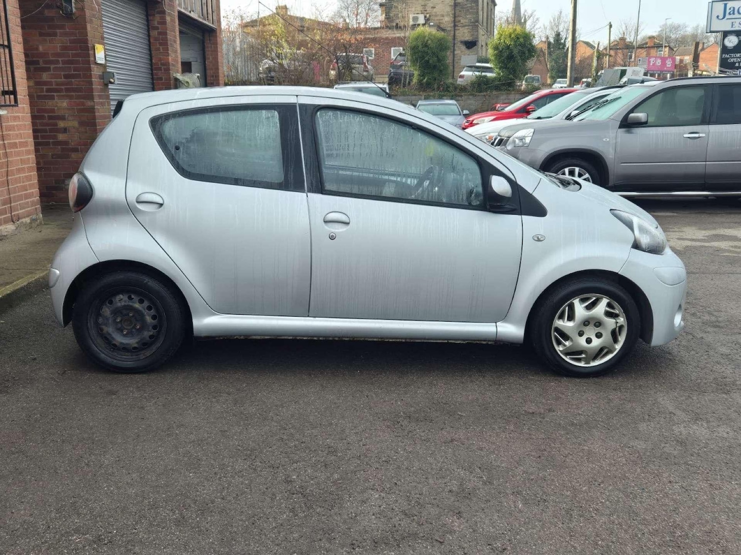 Used Toyota AYGO 2012 for sale - 77924922: Photo 7
