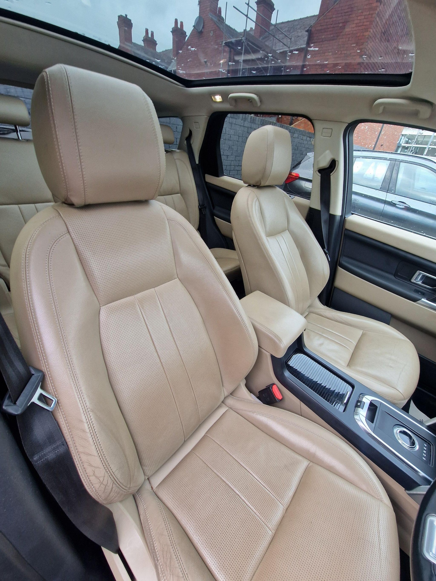 Used Land Rover Discovery Sport 2018 for sale - 77376361: Photo 31