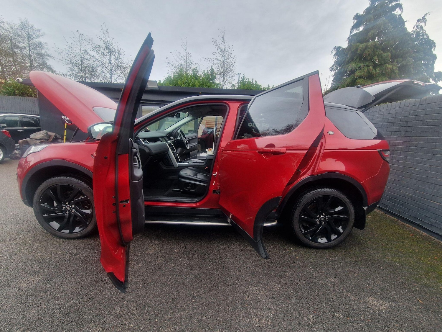 Used Land Rover Discovery Sport 2017 for sale - 76927049: Photo 16