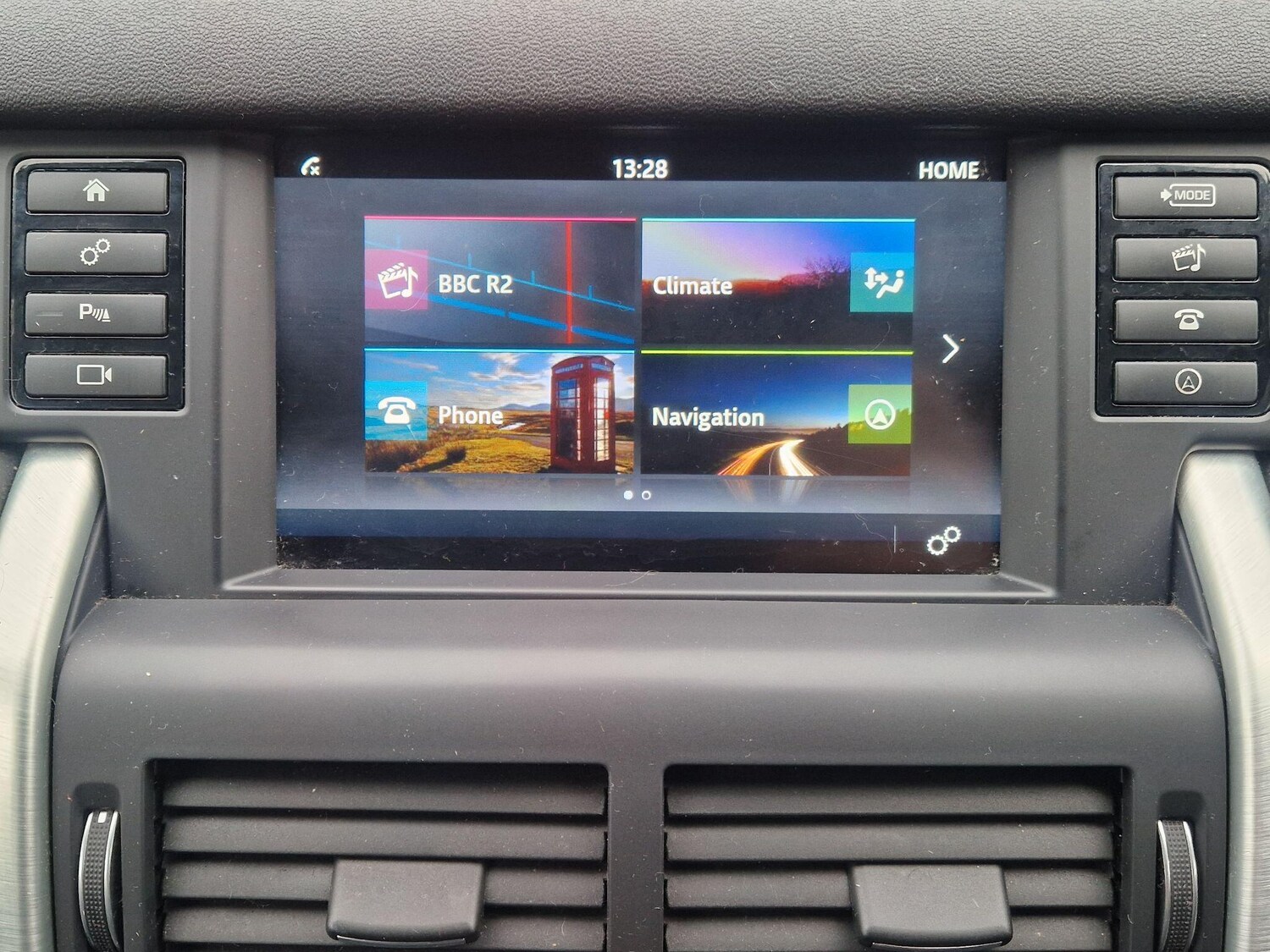 Used Land Rover Discovery Sport 2017 for sale - 76927049: Photo 28