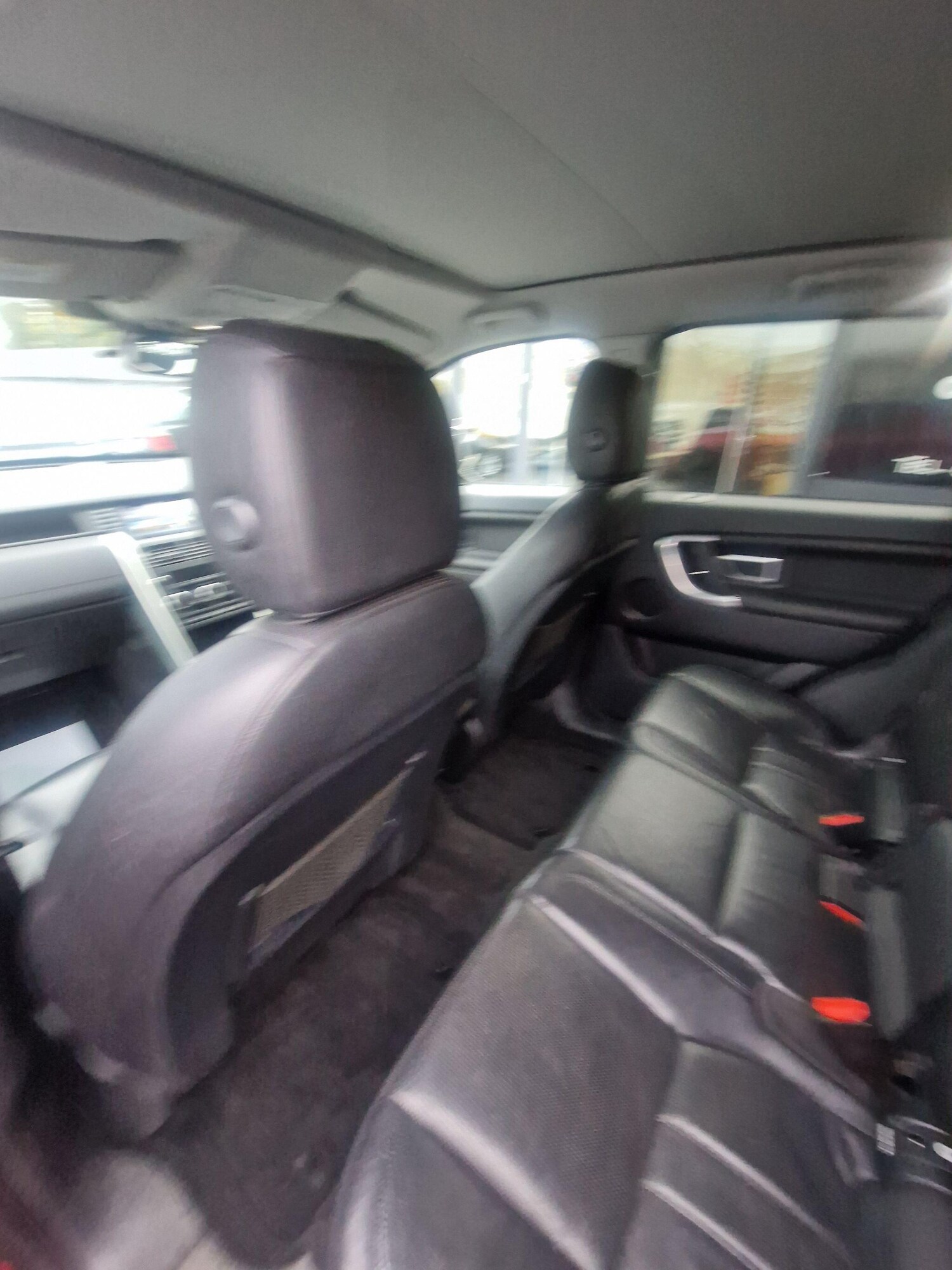 Used Land Rover Discovery Sport 2017 for sale - 76927049: Photo 43