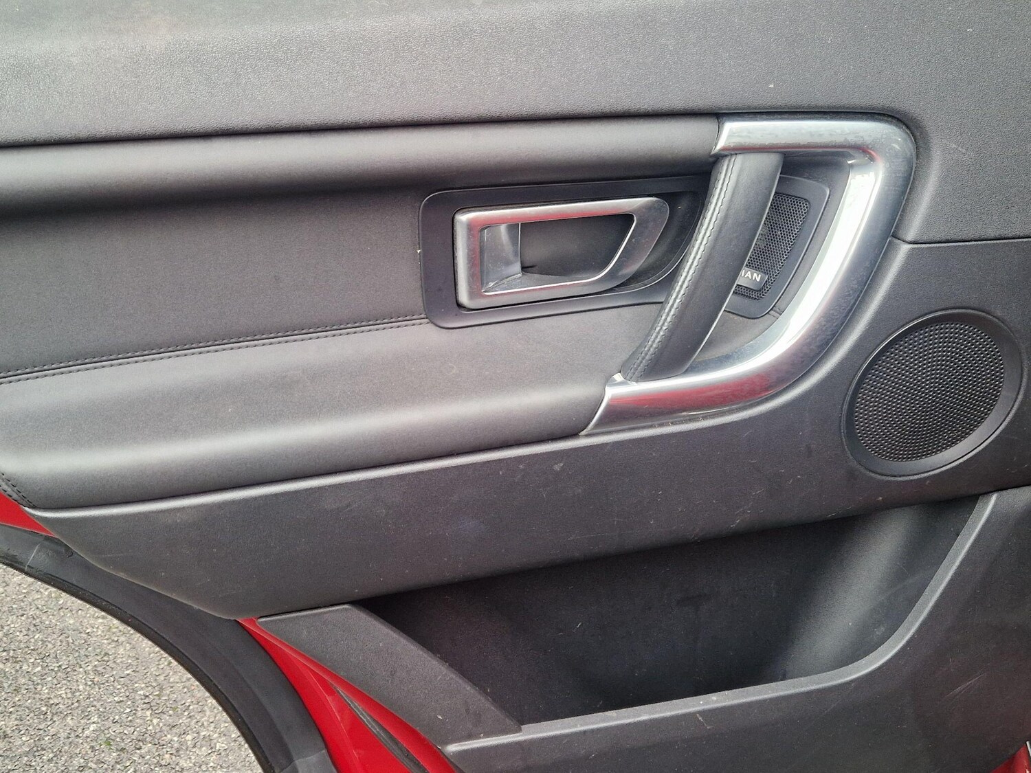 Used Land Rover Discovery Sport 2017 for sale - 76927049: Photo 44