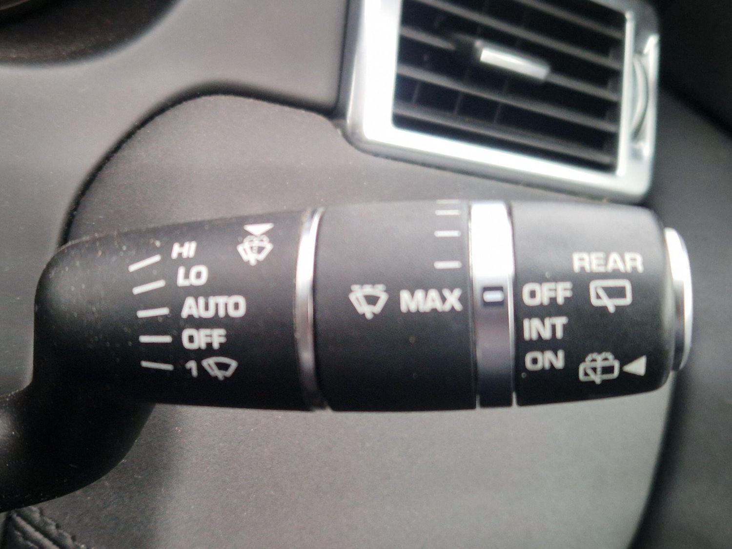 Used Land Rover Discovery Sport 2017 for sale - 76927049: Photo 50