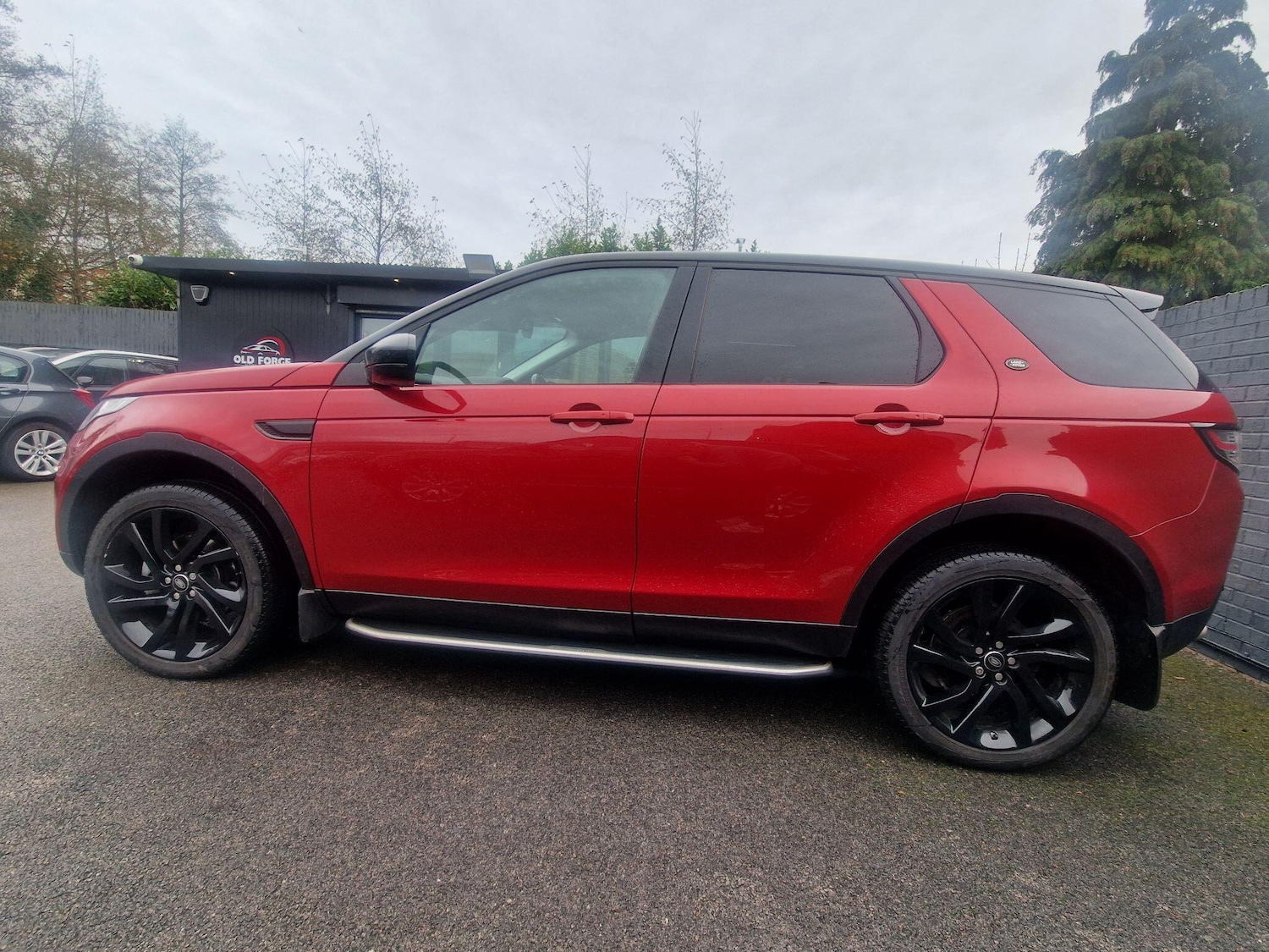 Used Land Rover Discovery Sport 2017 for sale - 76927049: Photo 6