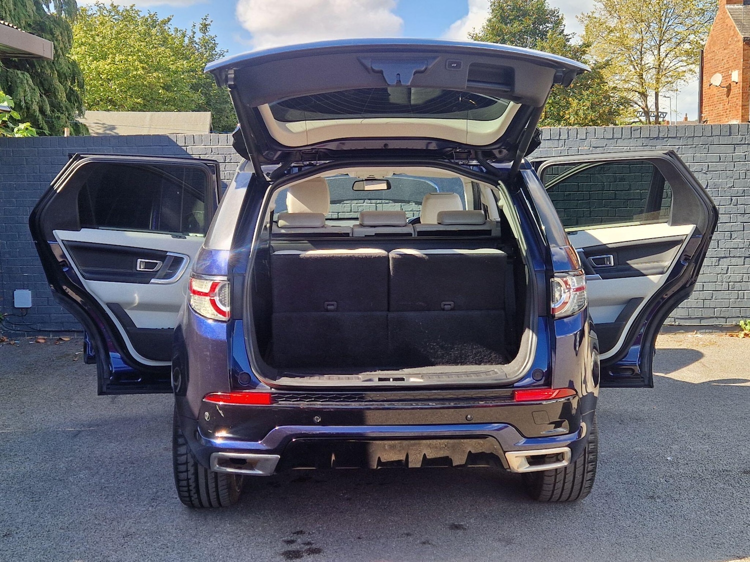 Used Land Rover Discovery Sport 2017 for sale - 77683925: Photo 20