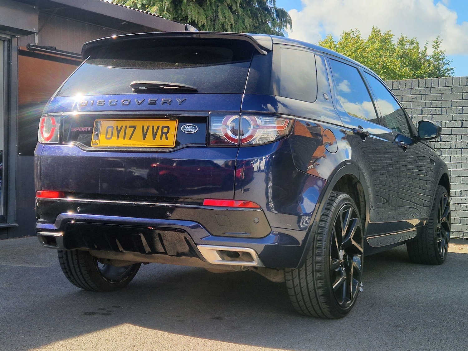 Used Land Rover Discovery Sport 2017 for sale - 77683925: Photo 25
