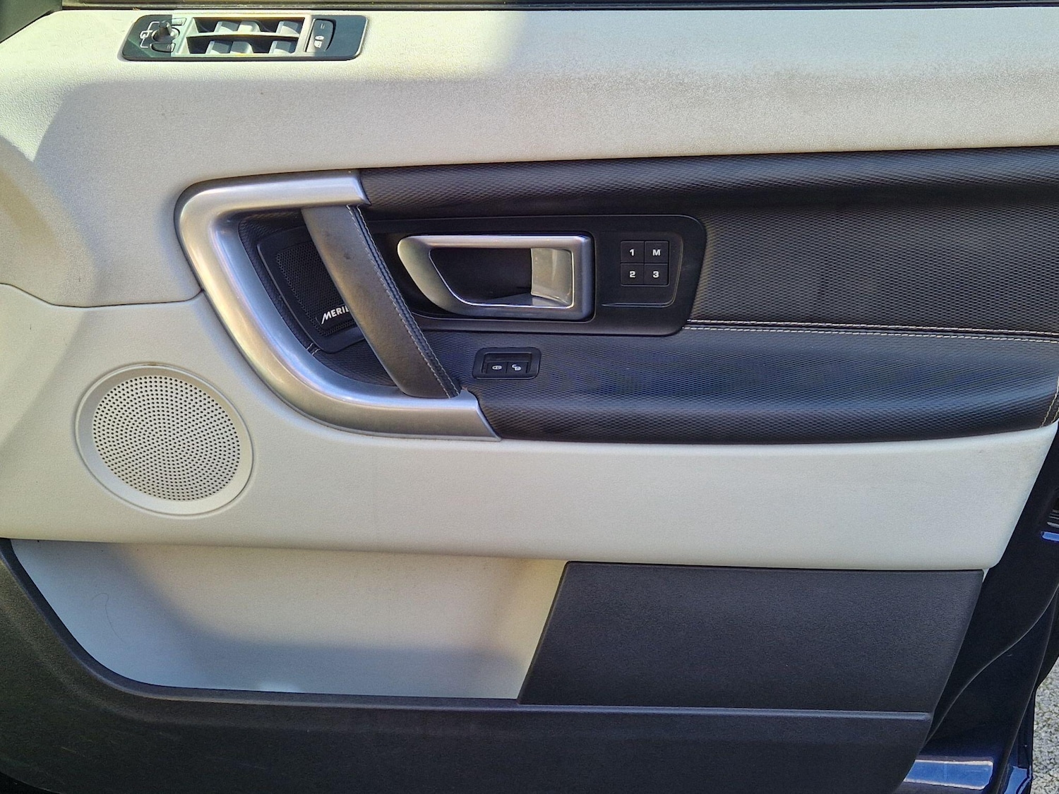 Used Land Rover Discovery Sport 2017 for sale - 77683925: Photo 32