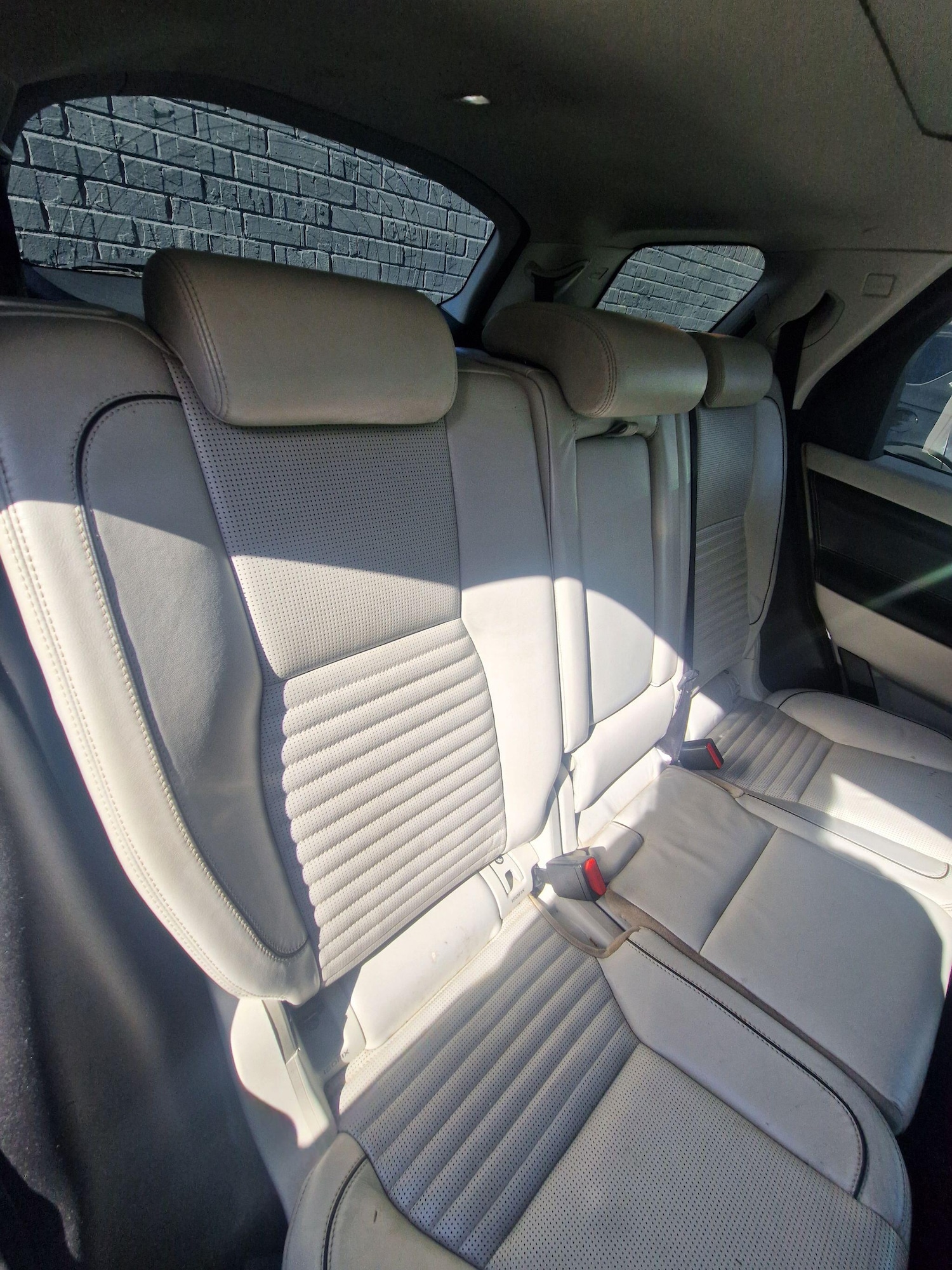 Used Land Rover Discovery Sport 2017 for sale - 77683925: Photo 35