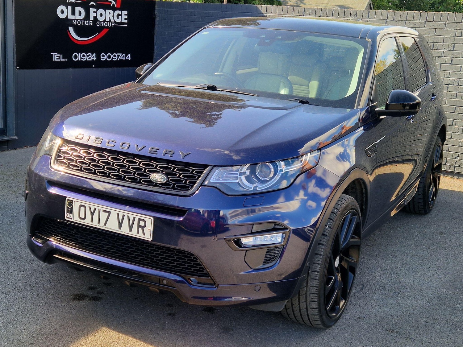Used Land Rover Discovery Sport 2017 for sale - 77683925: Photo 5