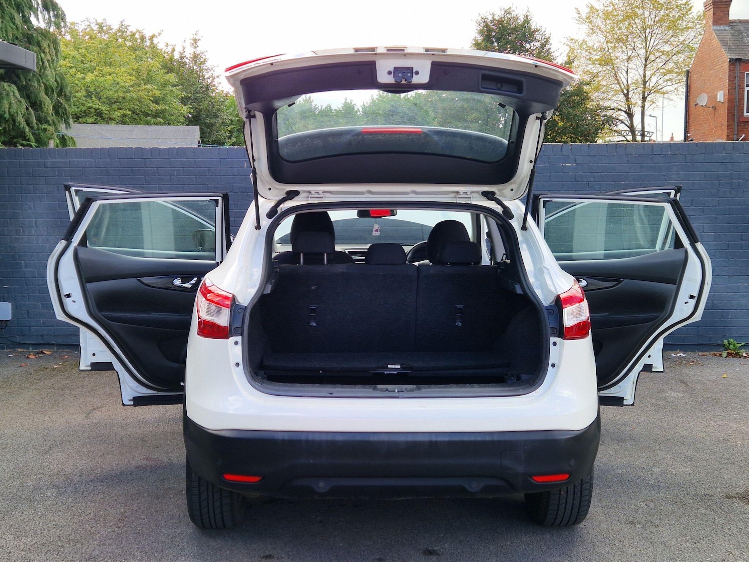 Used Nissan Qashqai 2014 for sale - 76953573: Photo 19