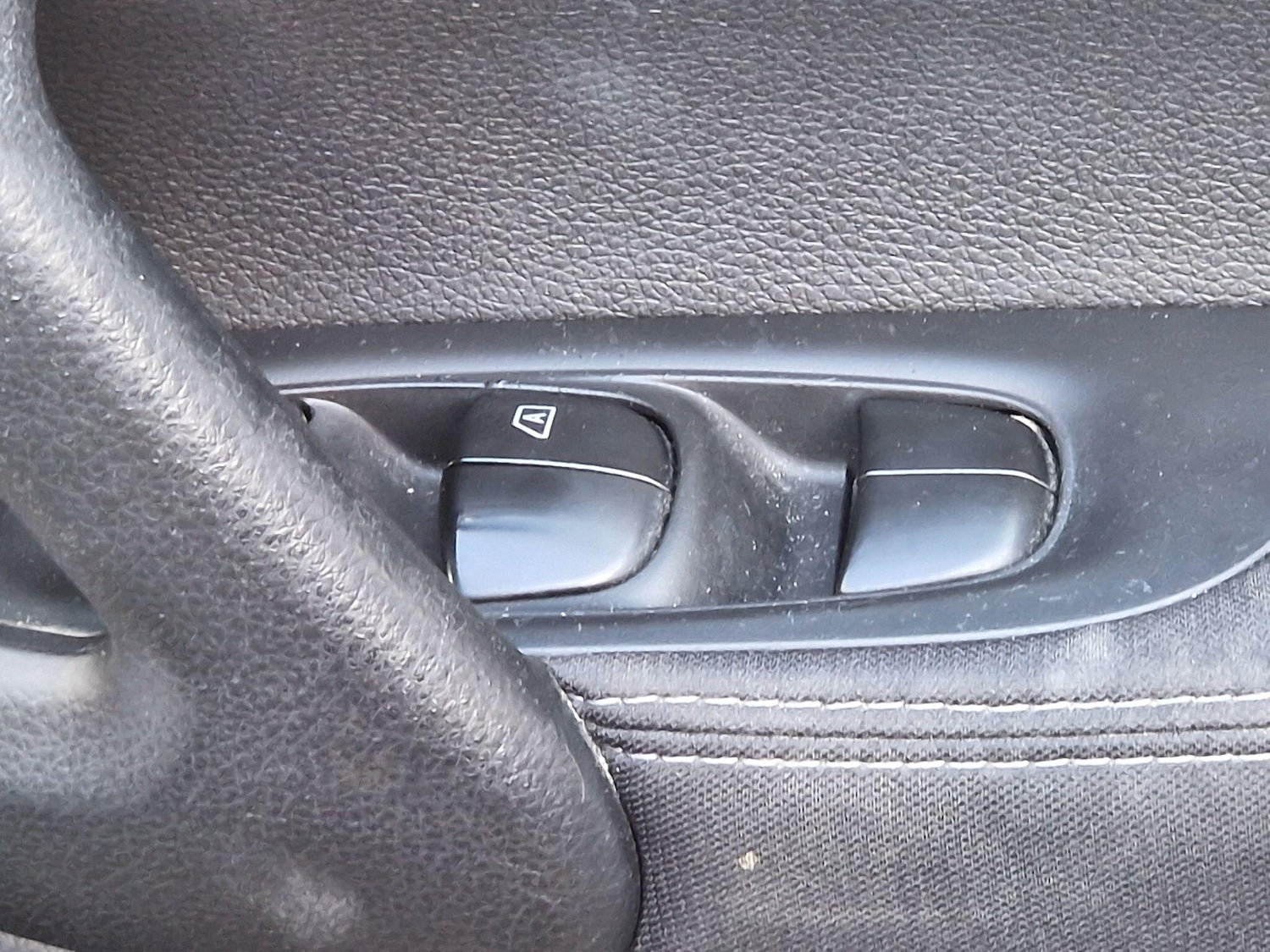 Used Nissan Qashqai 2014 for sale - 76953573: Photo 31