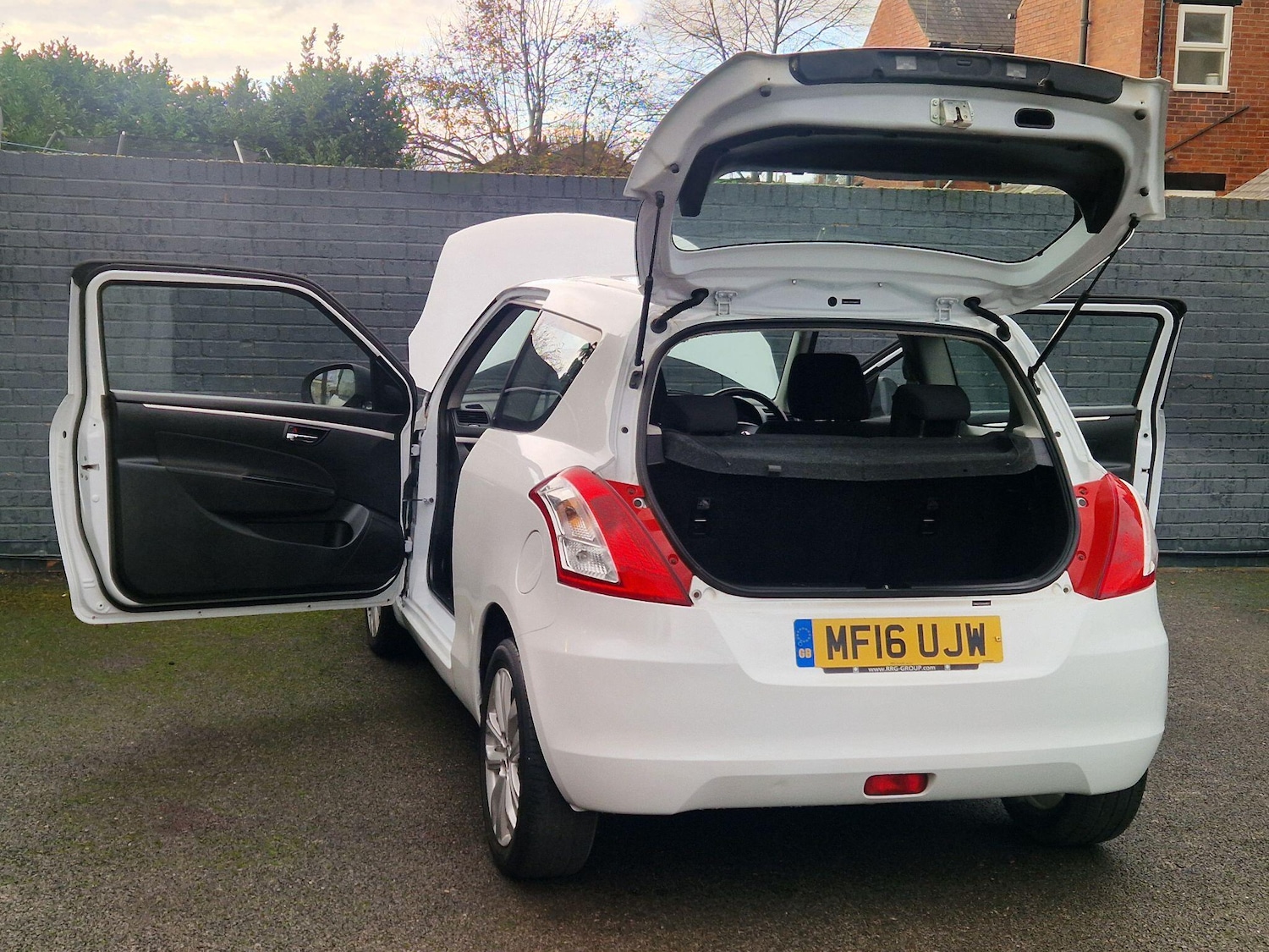 Used Suzuki Swift 2016 for sale - 76912762: Photo 19