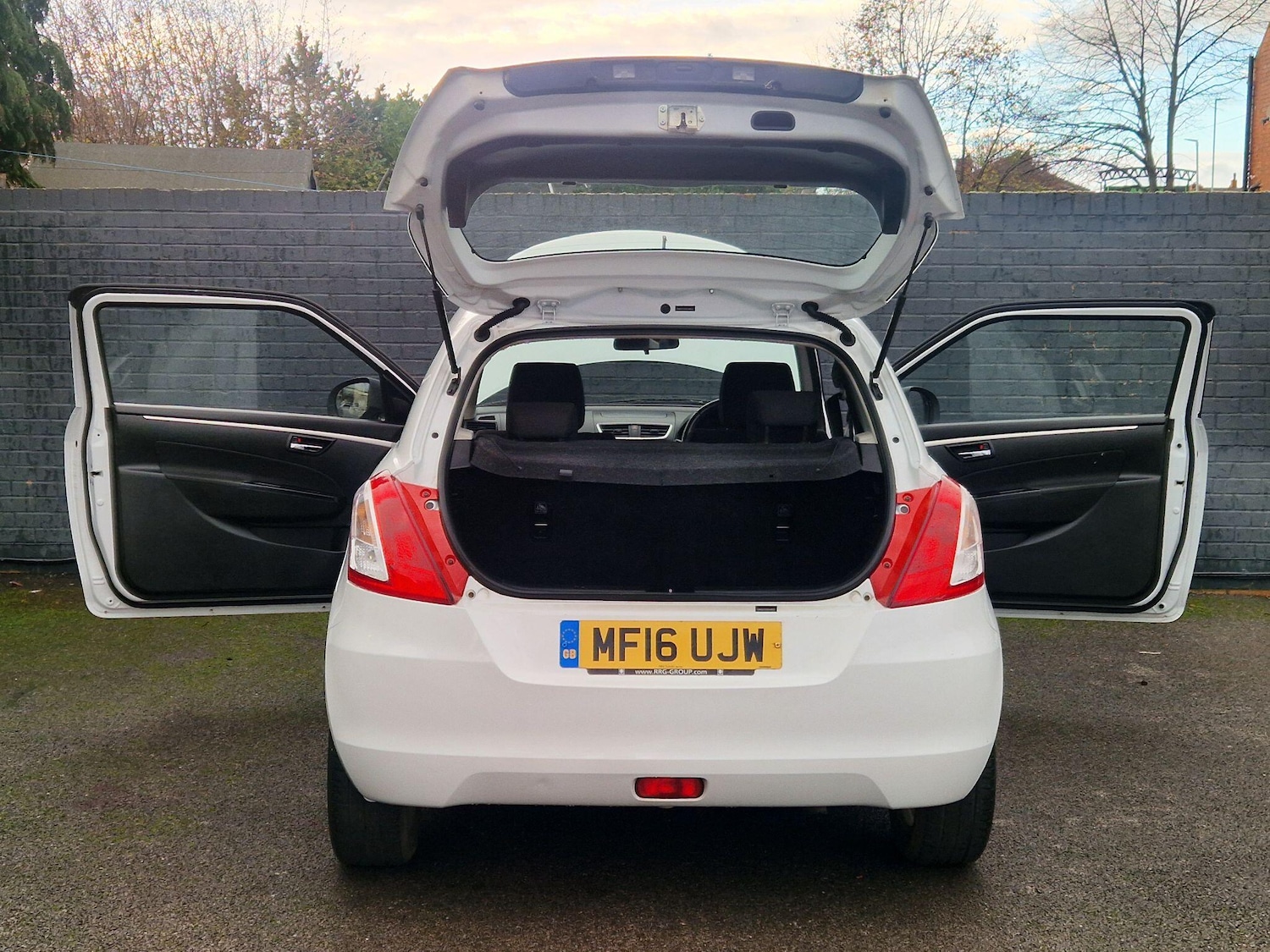 Used Suzuki Swift 2016 for sale - 76912762: Photo 20