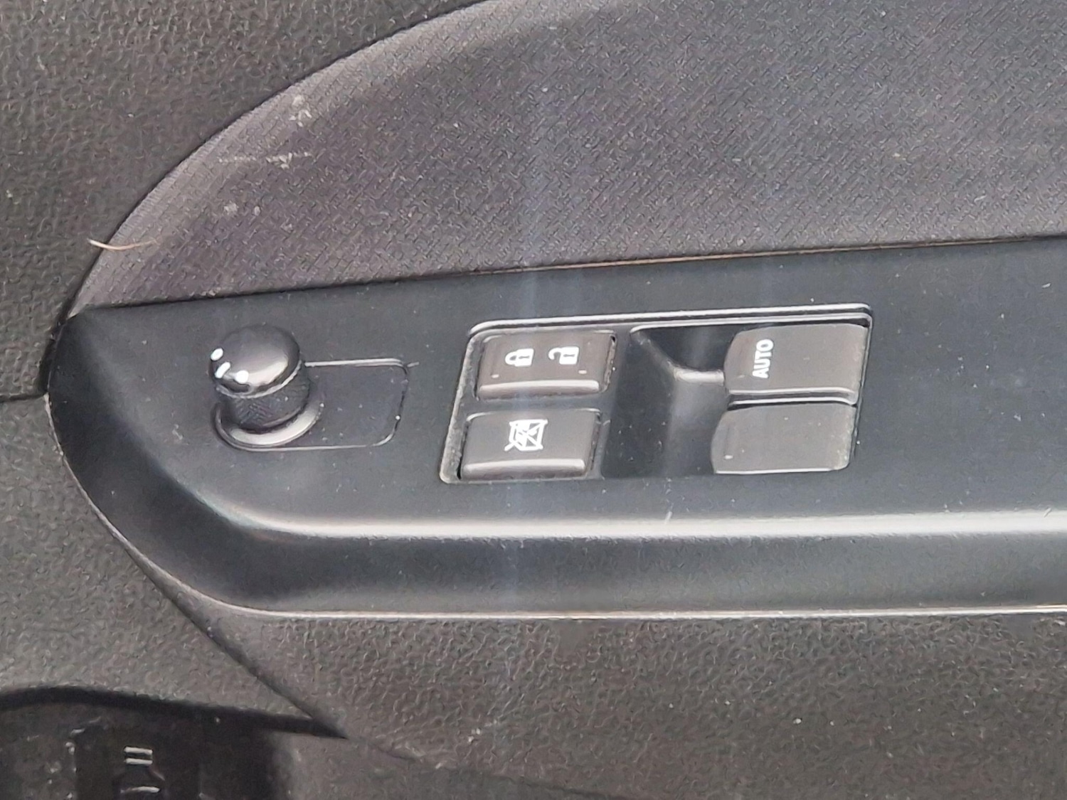 Used Suzuki Swift 2016 for sale - 76912762: Photo 31