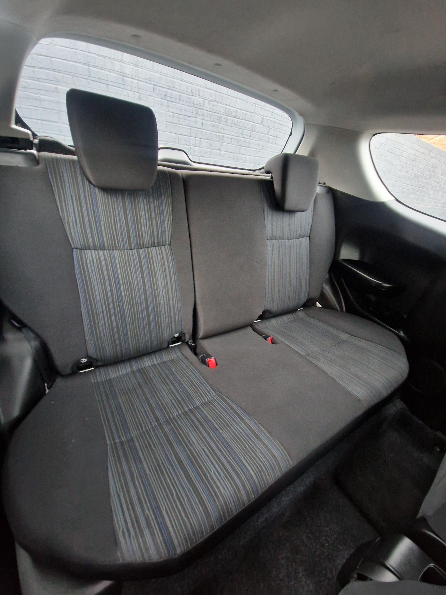 Used Suzuki Swift 2016 for sale - 76912762: Photo 32