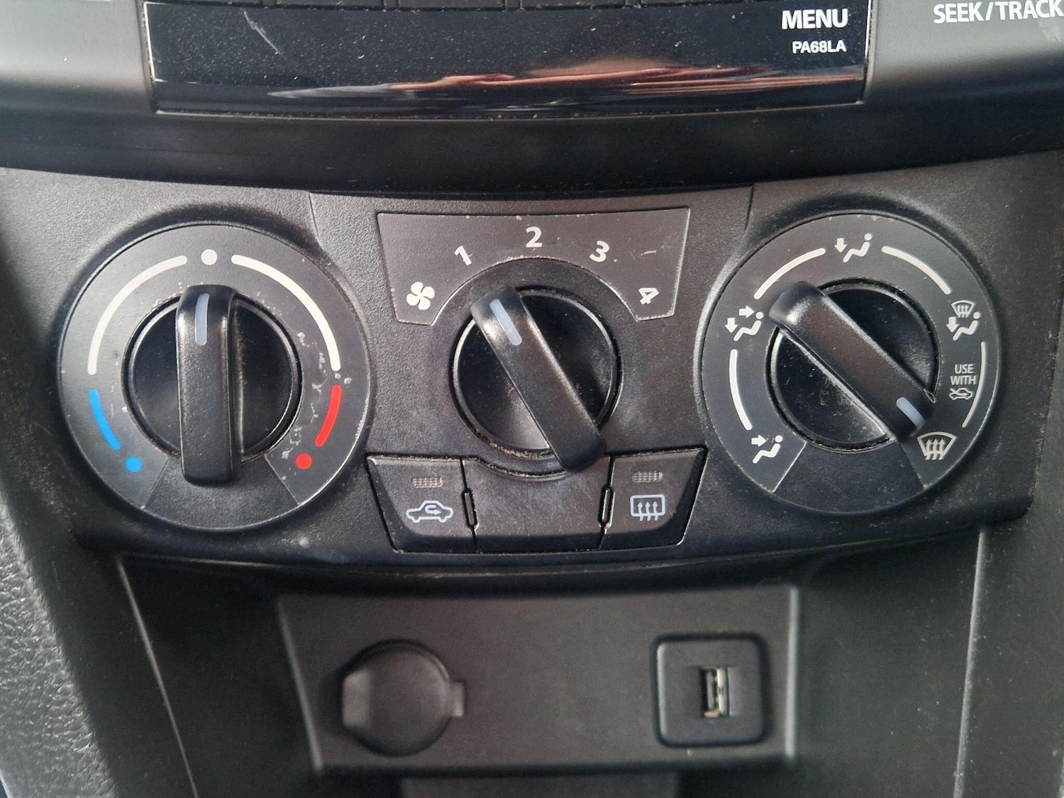 Used Suzuki Swift 2016 for sale - 76912762: Photo 44