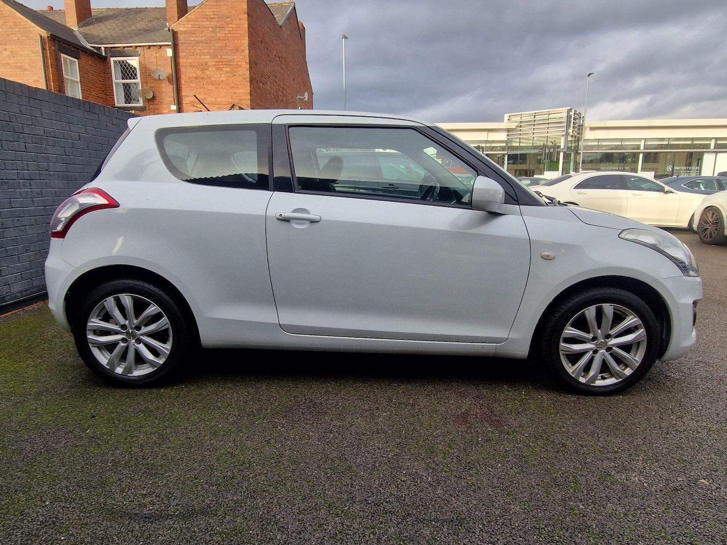 Used Suzuki Swift 2016 for sale - 76912762: Photo 7
