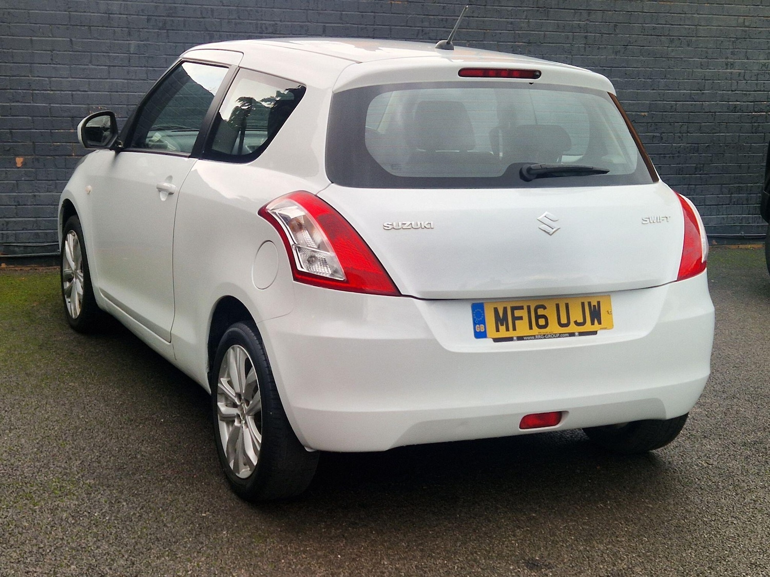 Used Suzuki Swift 2016 for sale - 76912762: Photo 8