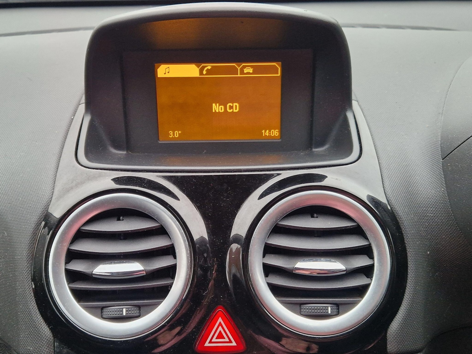 Used Vauxhall Corsa 2014 for sale - 77330883: Photo 36