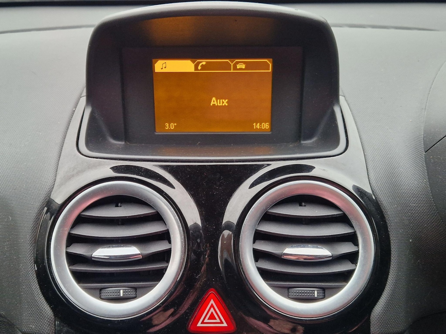 Used Vauxhall Corsa 2014 for sale - 77330883: Photo 43