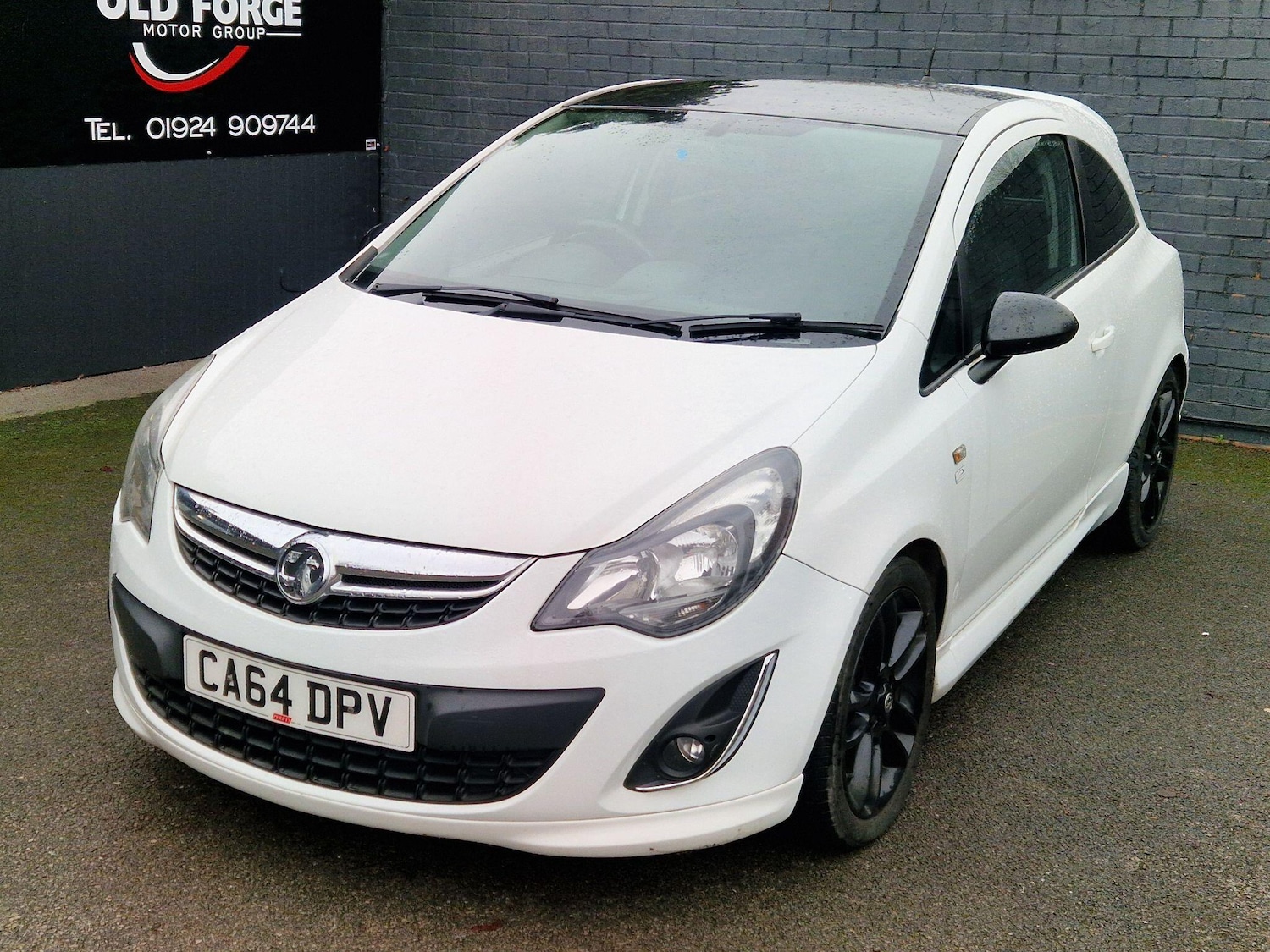 Used Vauxhall Corsa 2014 for sale - 77330883: Photo 5