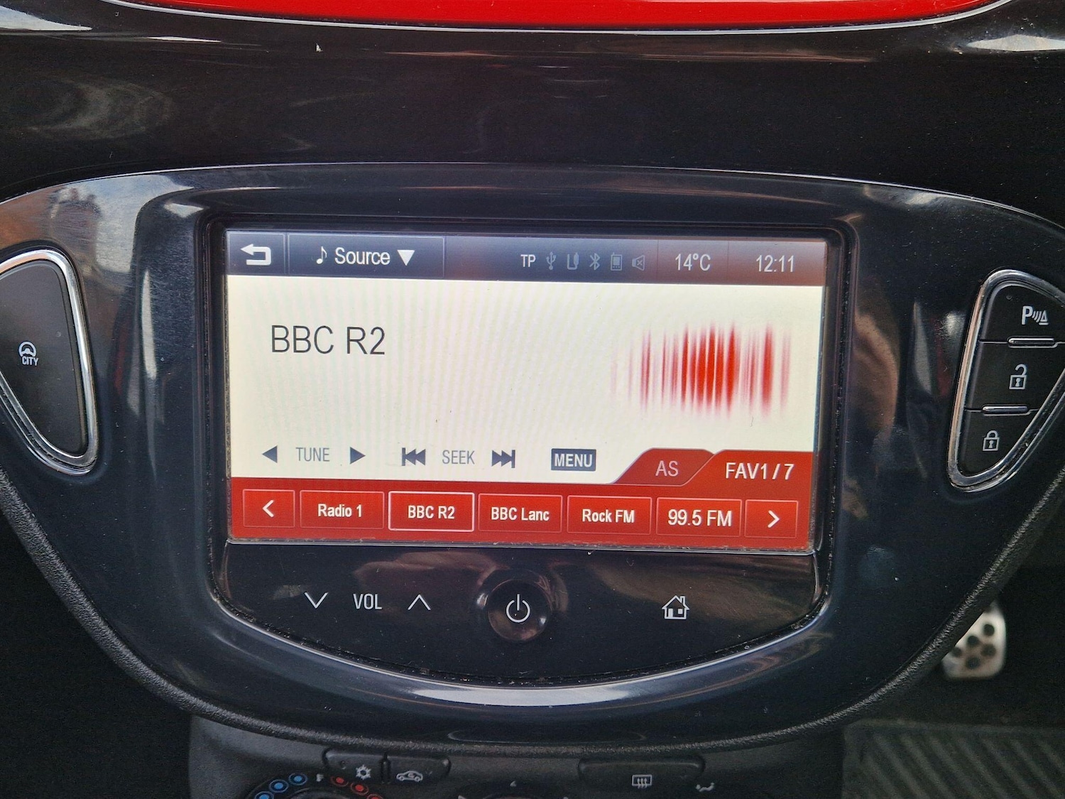 Used Vauxhall Corsa 2015 for sale - 77645960: Photo 52