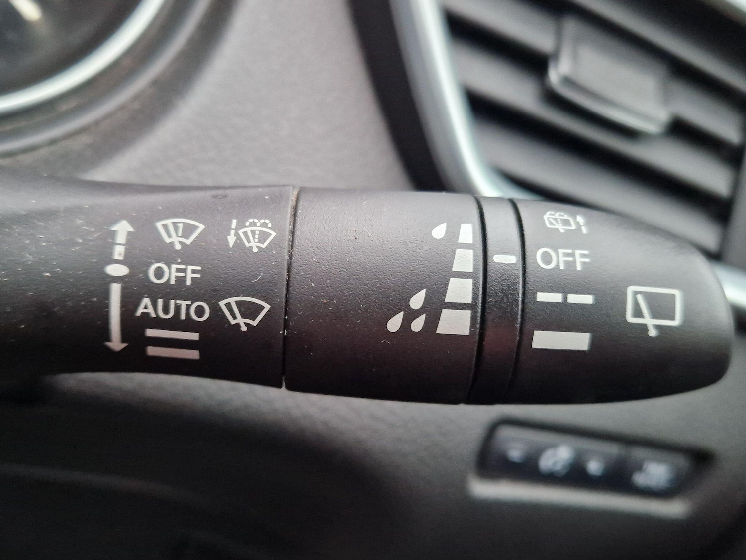 Used Nissan Qashqai 2018 for sale - 77330974: Photo 44