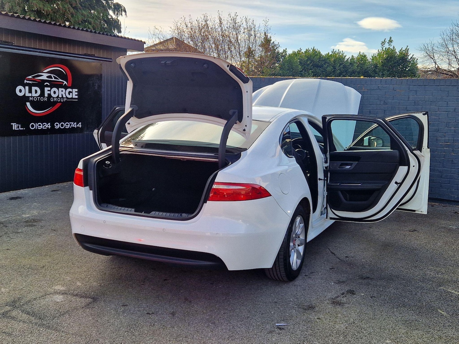 Used Jaguar XF 2016 for sale - 77892488: Photo 21