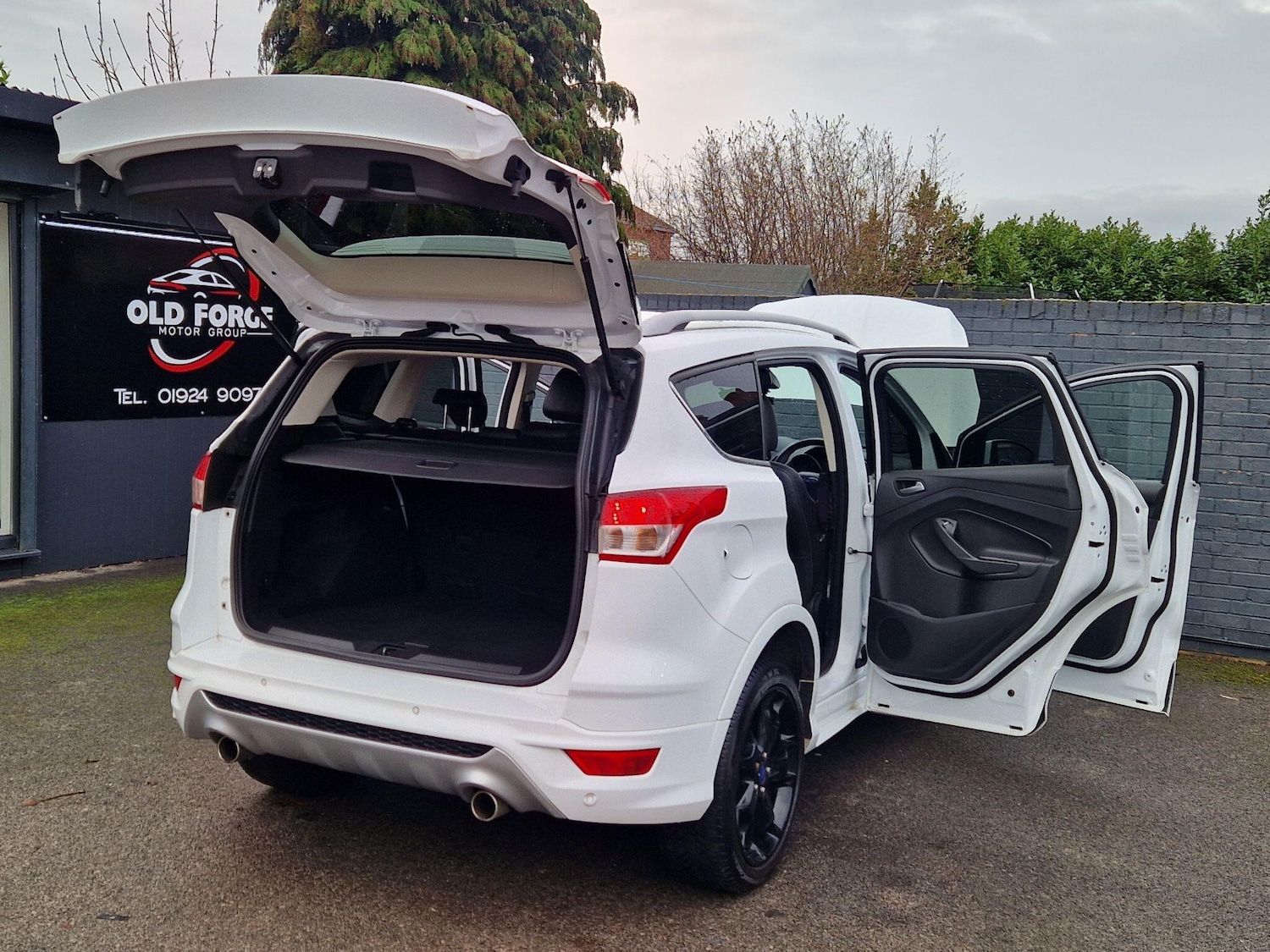 Used Ford Kuga 2016 for sale - 77190566: Photo 21