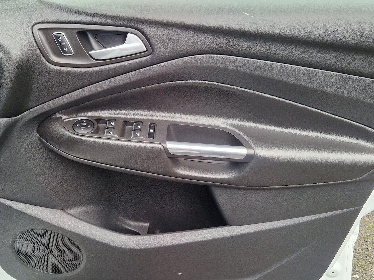 Used Ford Kuga 2016 for sale - 77190566: Photo 31