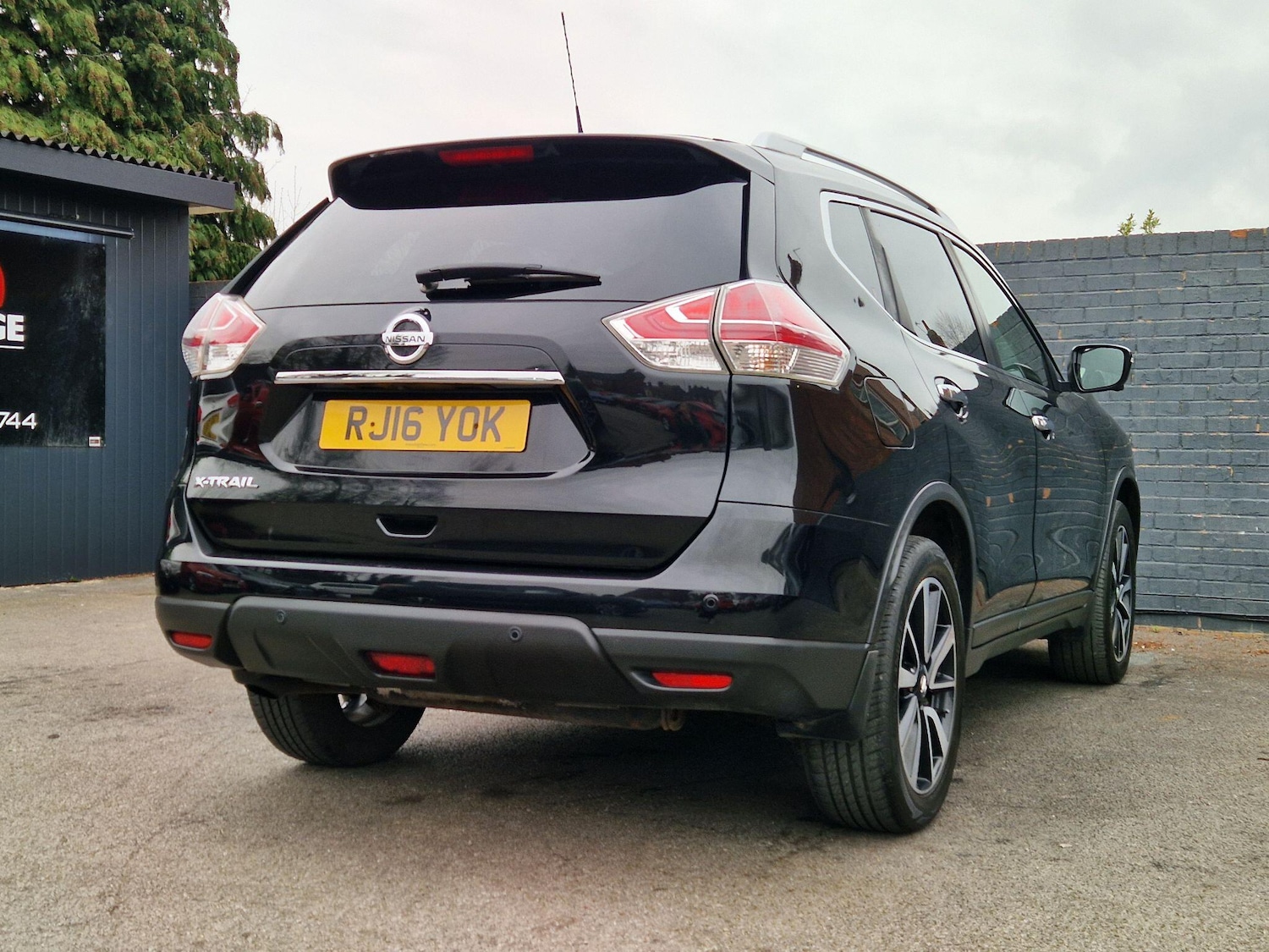 Used Nissan X-Trail for sale - 78115301: Photo 25