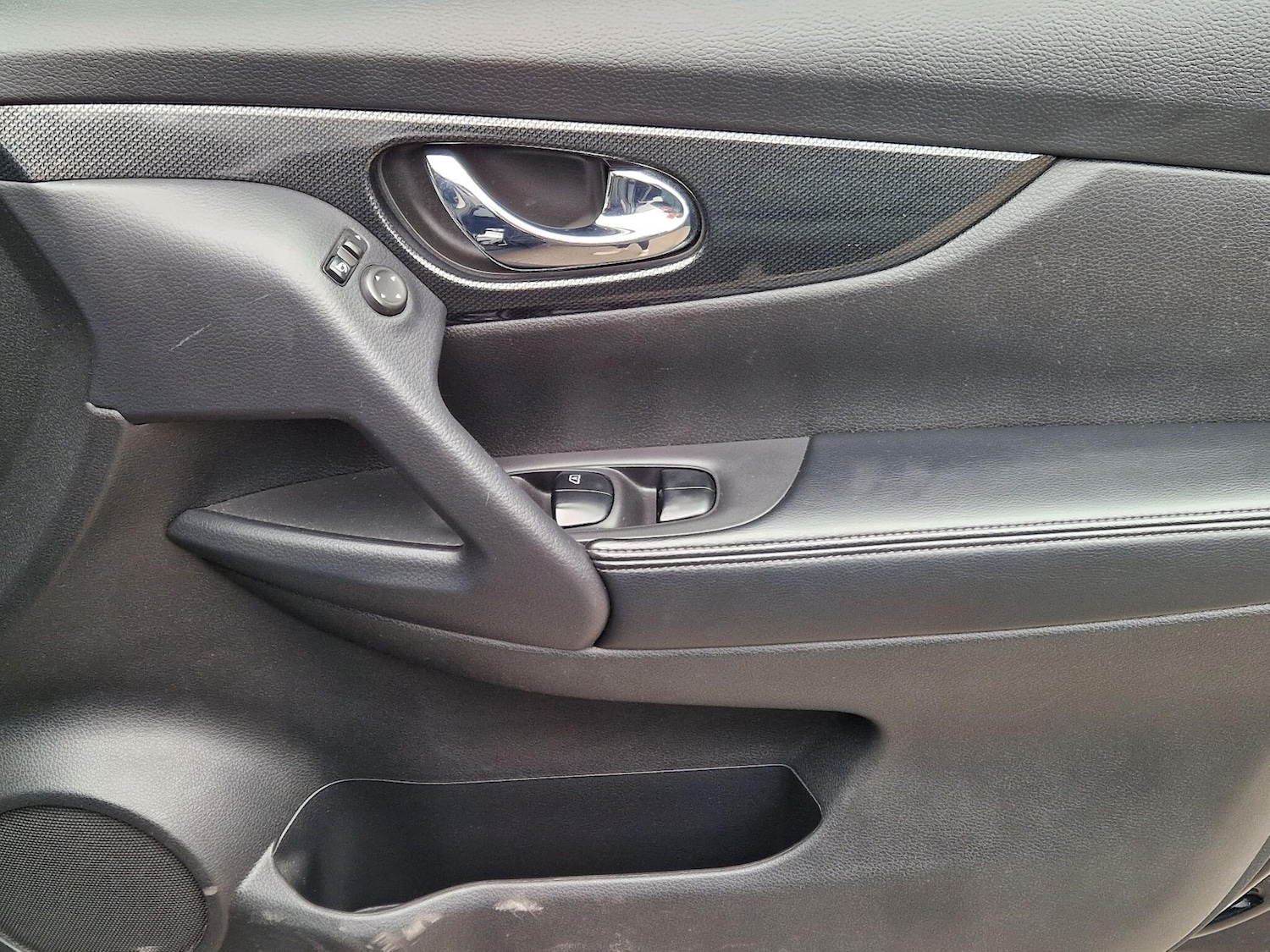 Used Nissan X-Trail for sale - 78115301: Photo 31