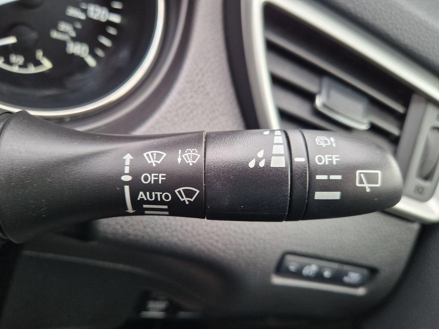 Used Nissan X-Trail for sale - 78115301: Photo 46