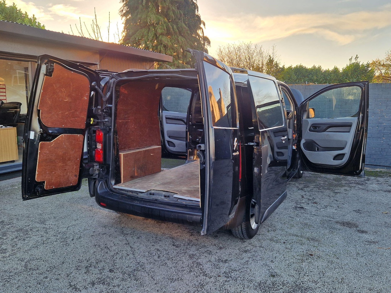 Used Citroen Dispatch 2017 for sale - 76912689: Photo 24