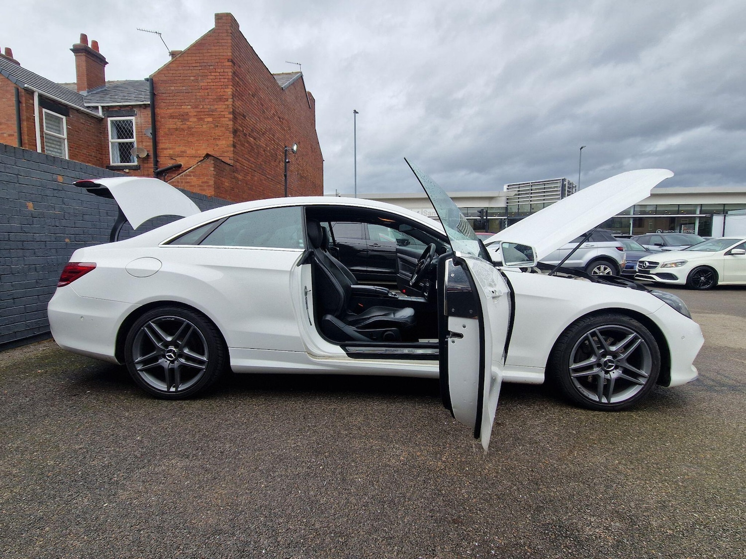 Used Mercedes-Benz E Class 2015 for sale - 77683812: Photo 22