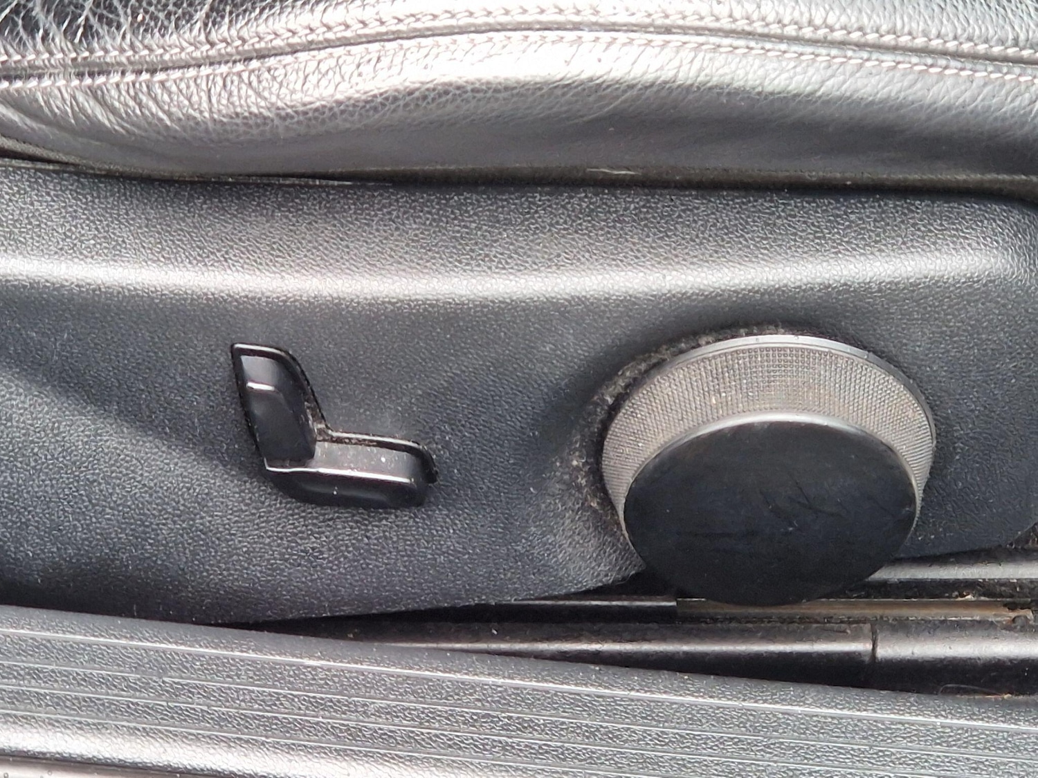 Used Mercedes-Benz E Class 2015 for sale - 77683812: Photo 30