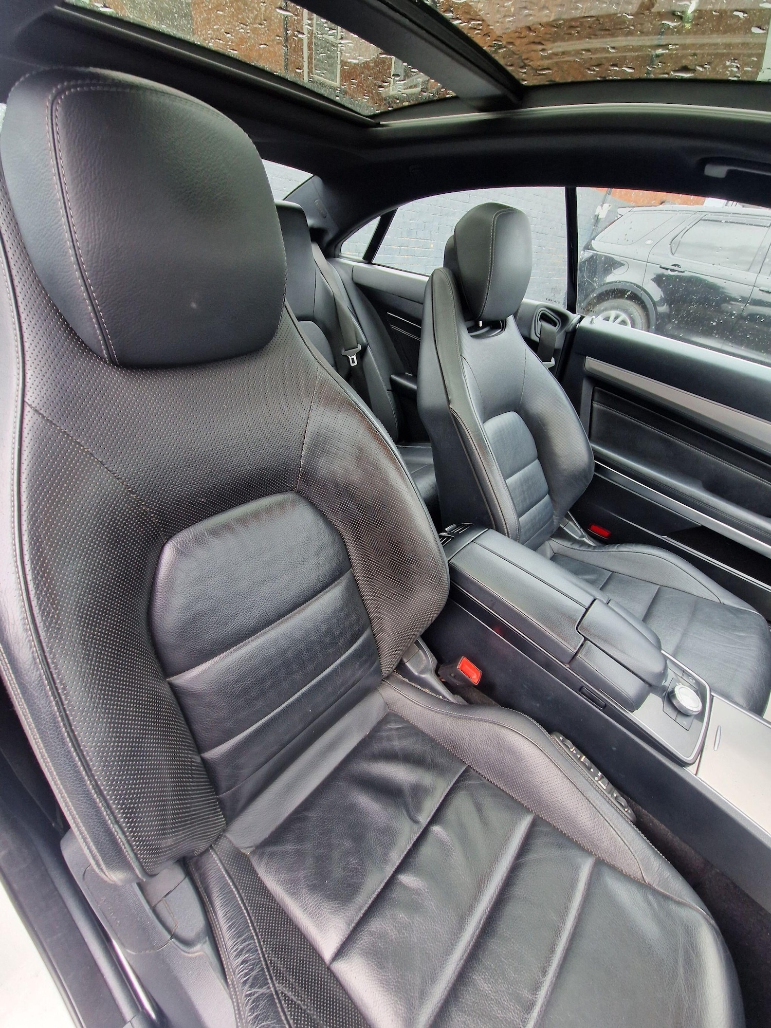 Used Mercedes-Benz E Class 2015 for sale - 77683812: Photo 31