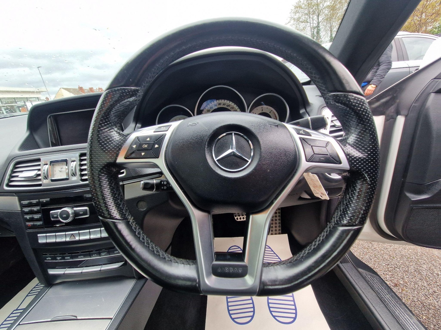 Used Mercedes-Benz E Class 2015 for sale - 77683812: Photo 42