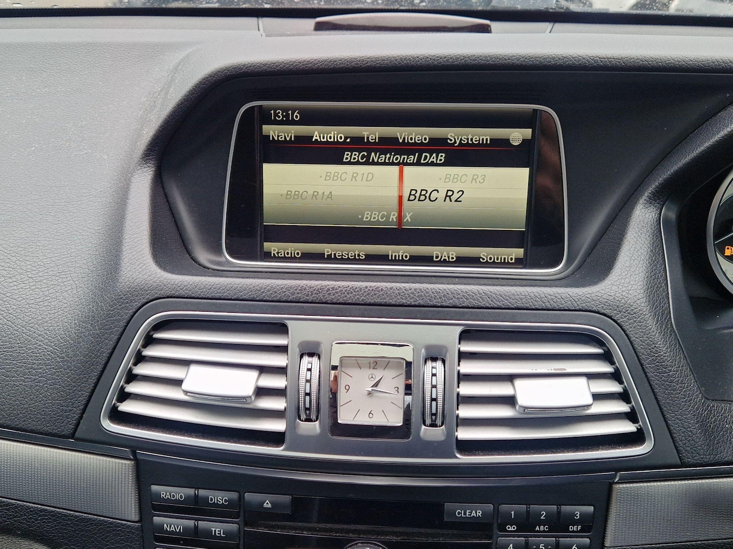 Used Mercedes-Benz E Class 2015 for sale - 77683812: Photo 46