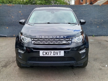 Used Land Rover Discovery Sport 2017 for sale - 78528204: Photo