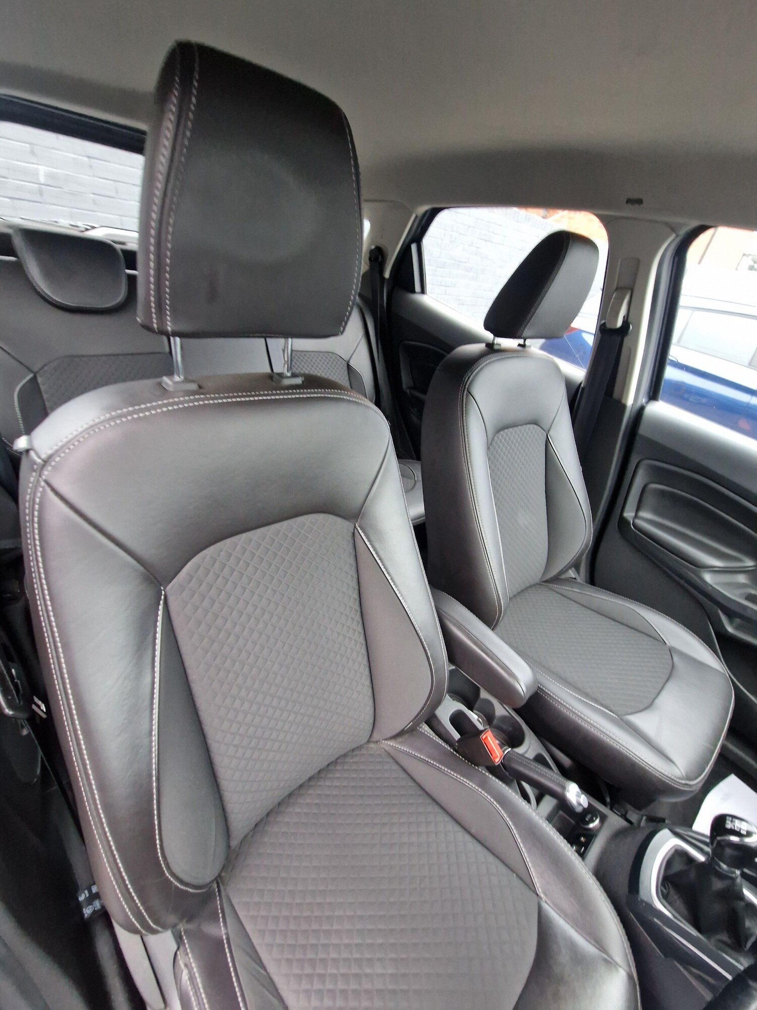 Used Ford Ecosport 2017 for sale - 76780883: Photo 27