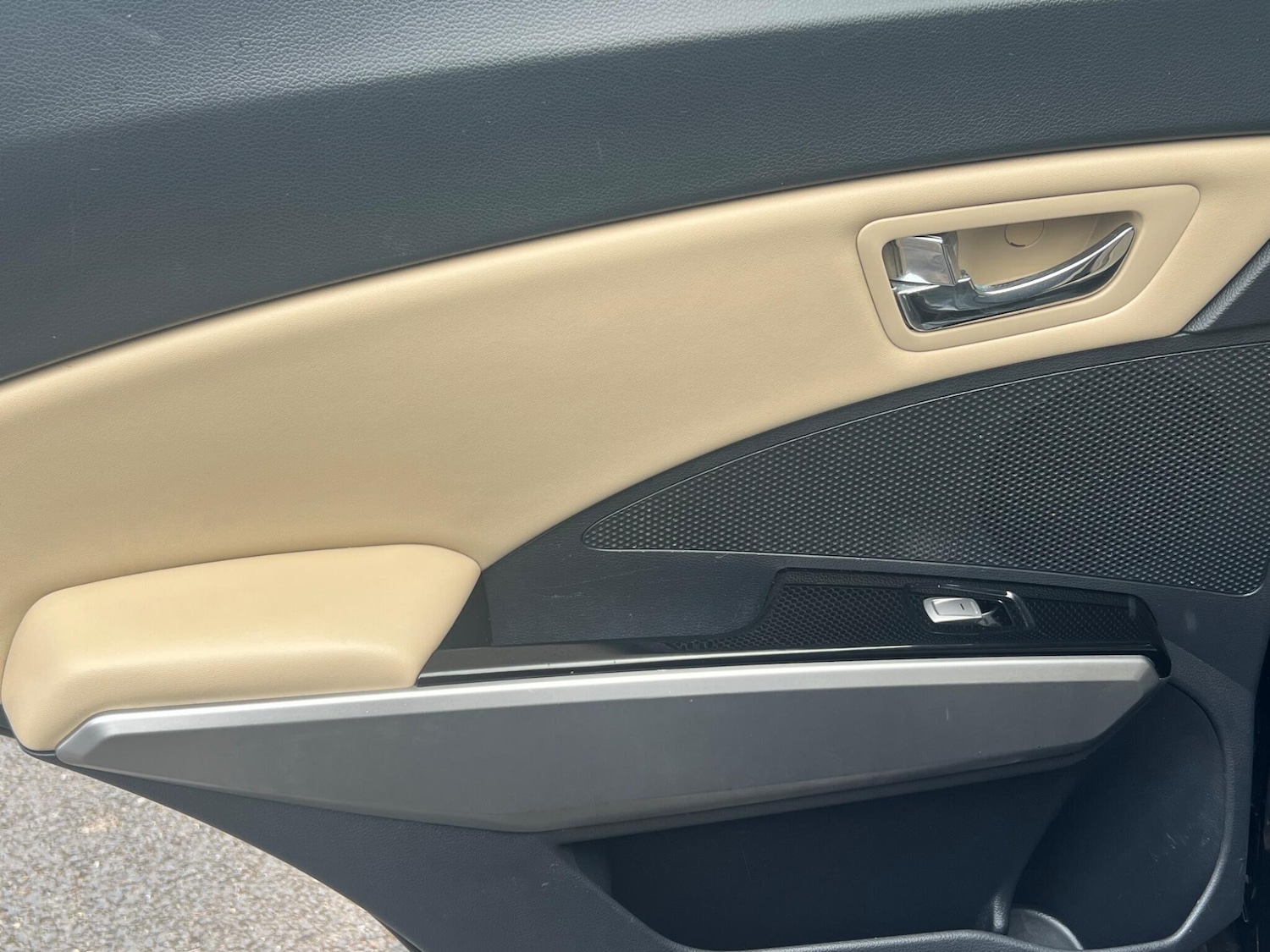 Used Ssangyong Tivoli for sale - 78072448: Photo 40