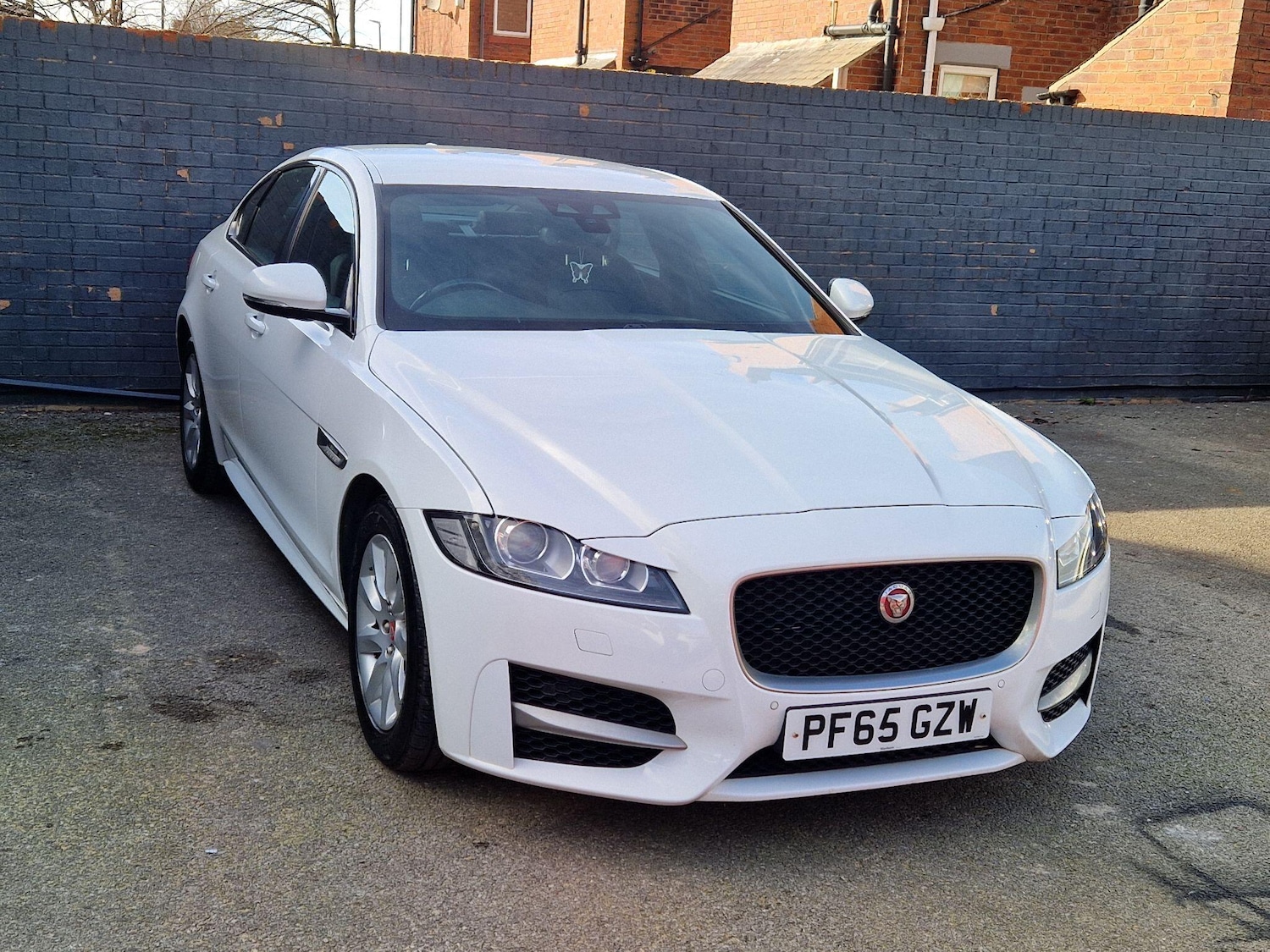 Used Jaguar XF 2016 for sale - 77670985: Photo 3